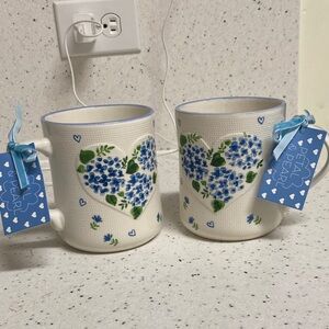 NWT.  Set of 2, Petal and Pearl, 24oz., ceramic mugs.